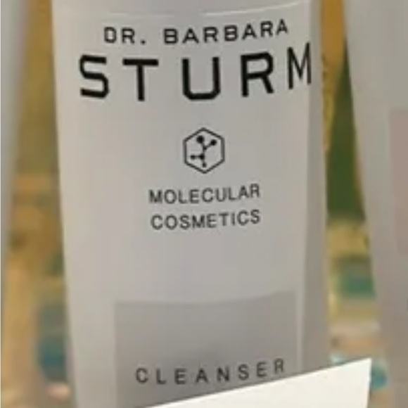 Dr. Barbara Sturm Molecular Cosmetics Discovery Kit - Picture 6 of 9